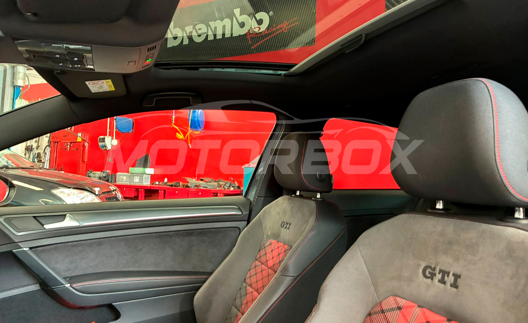 VOLKSWAGEN GOLF GTI TCR