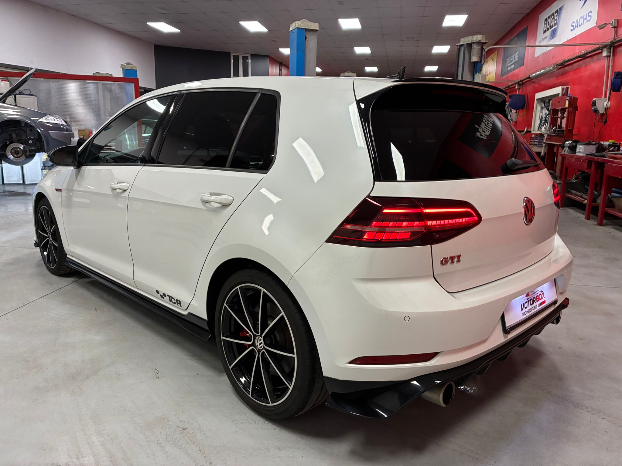 Volkswagen Golf GTI TCR