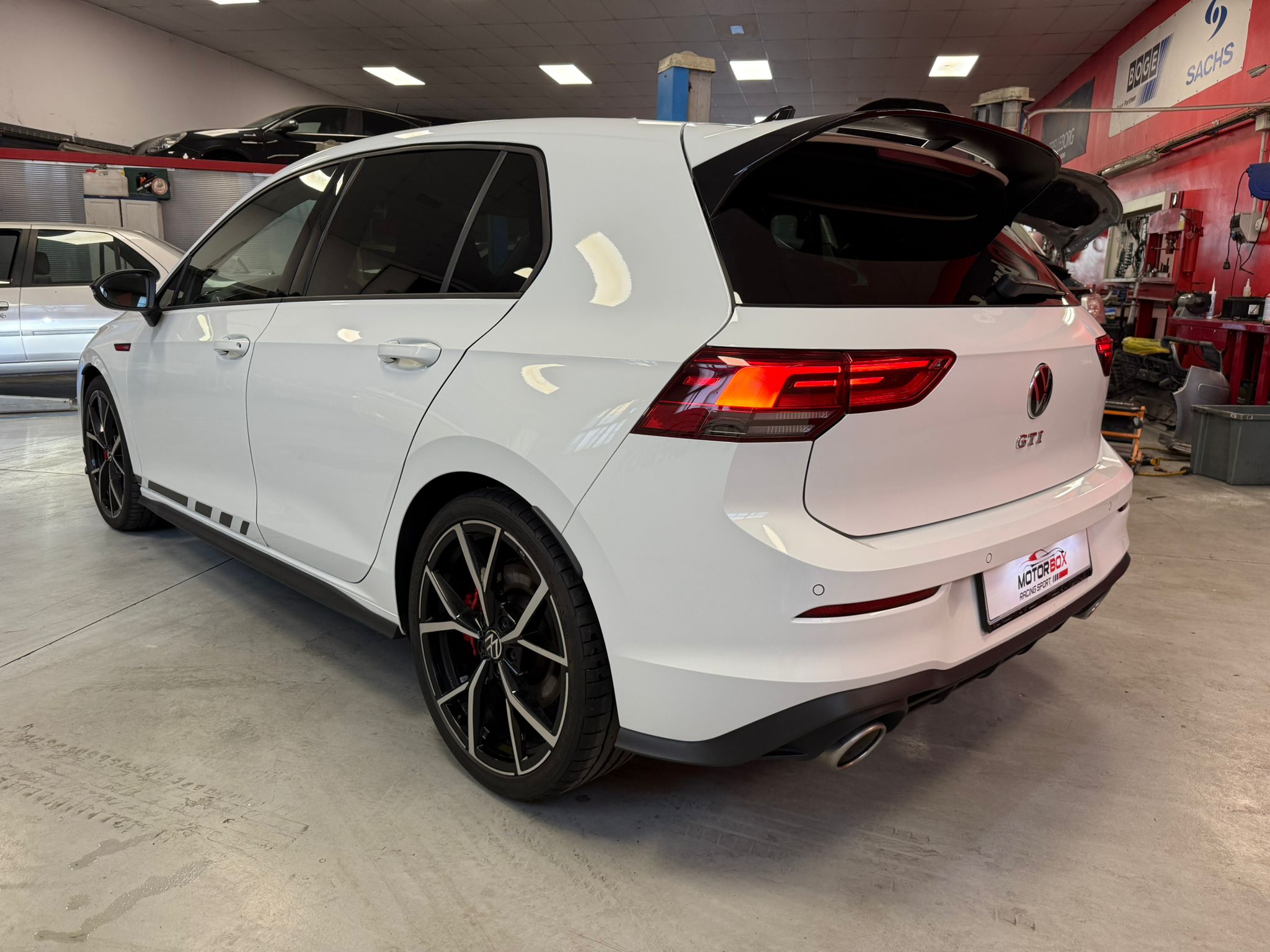 VOLKSWAGEN GOLFVIII GTI CLUB SPORT