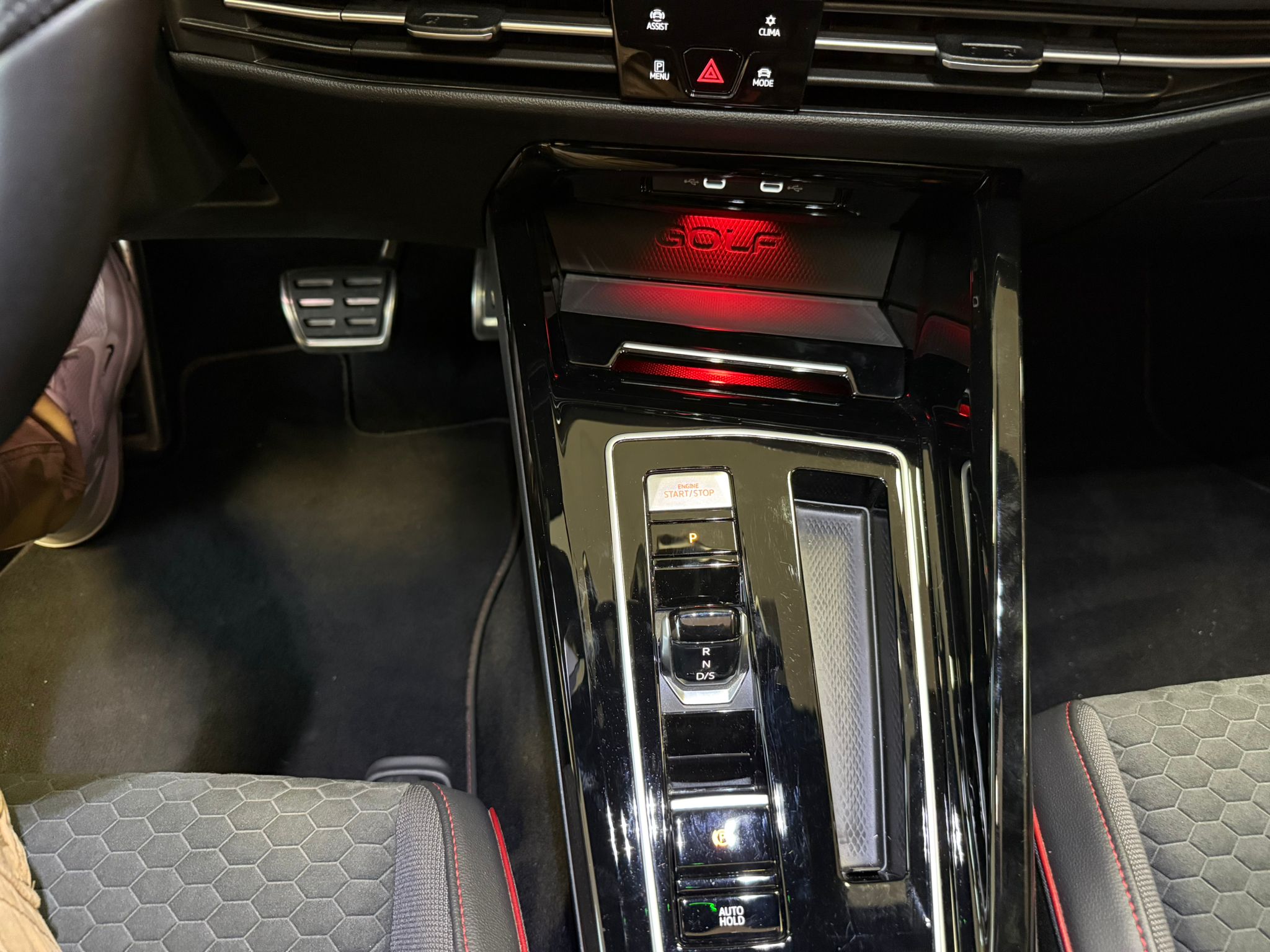 VOLKSWAGEN GOLFVIII GTI CLUB SPORT