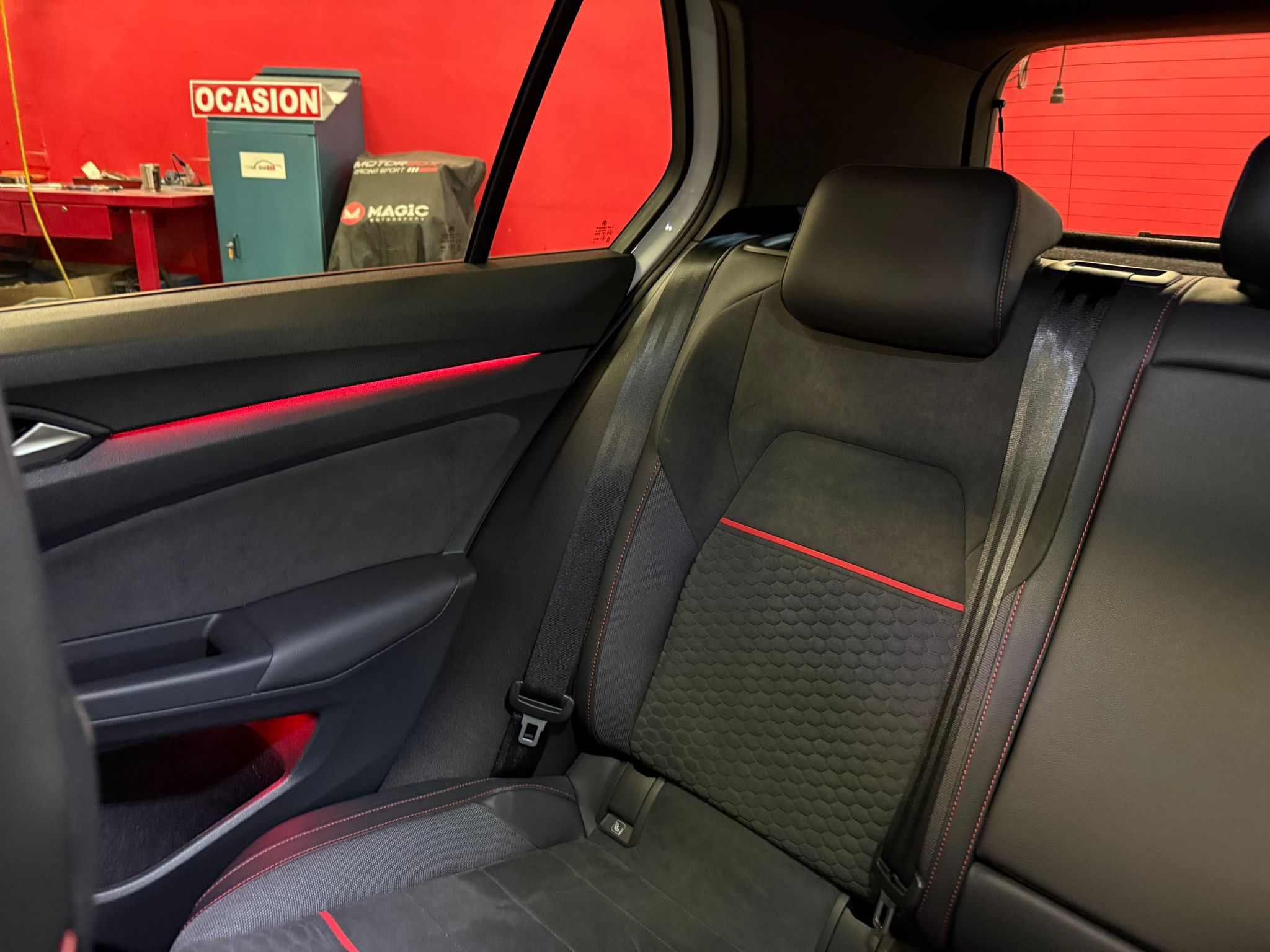 VOLKSWAGEN GOLFVIII GTI CLUB SPORT