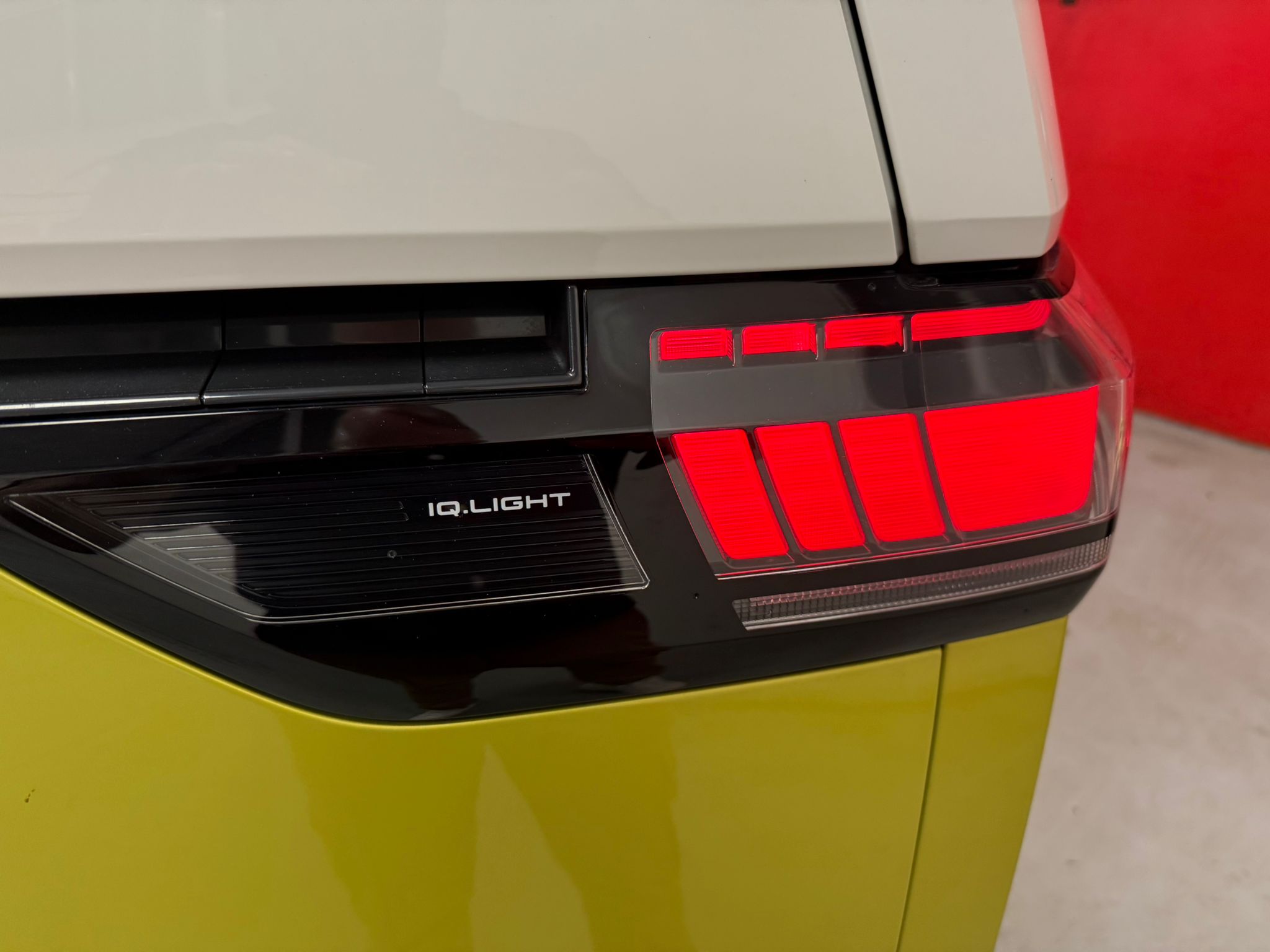 VW ID.BUZZ PRO