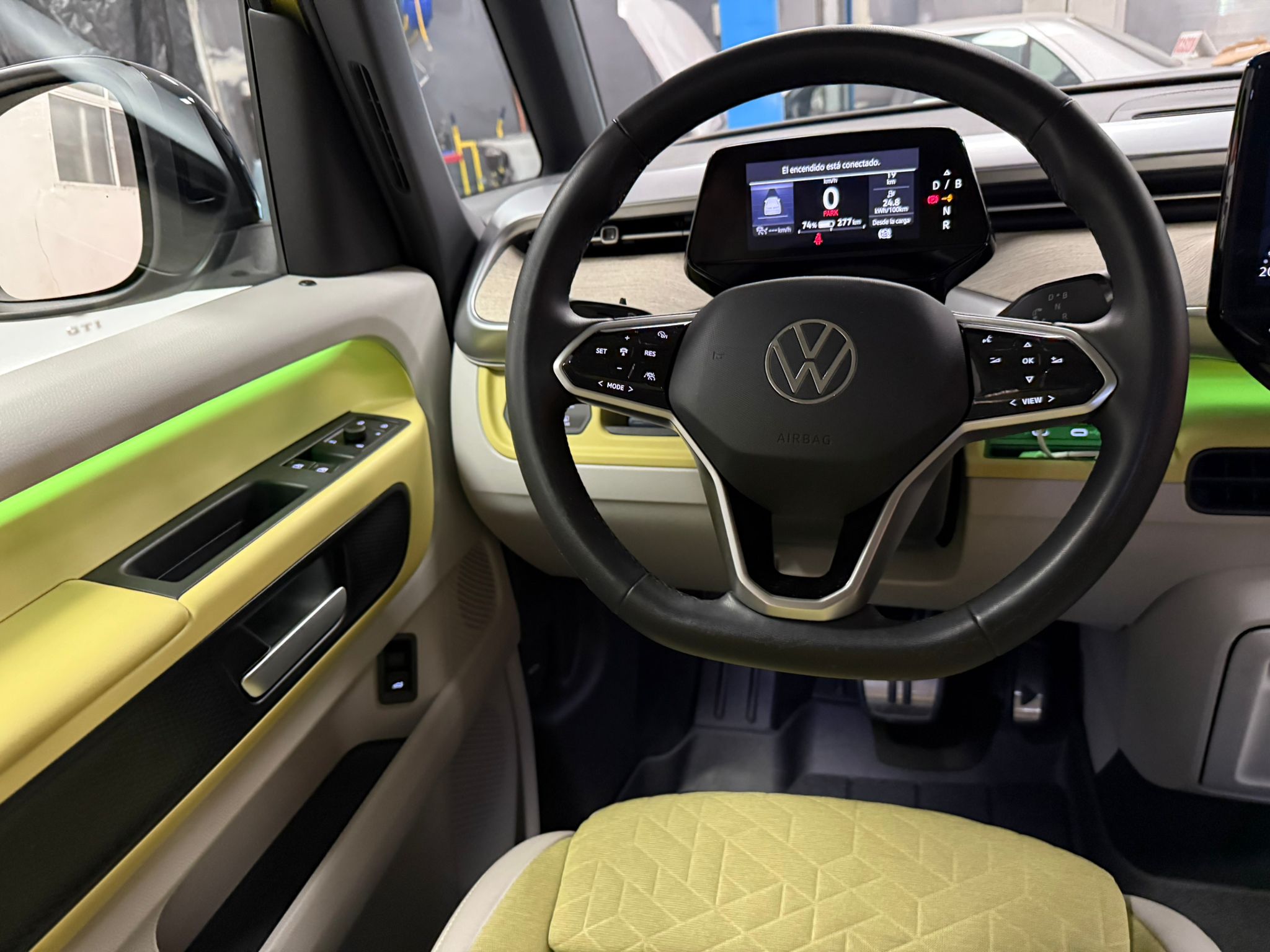 VW ID.BUZZ PRO