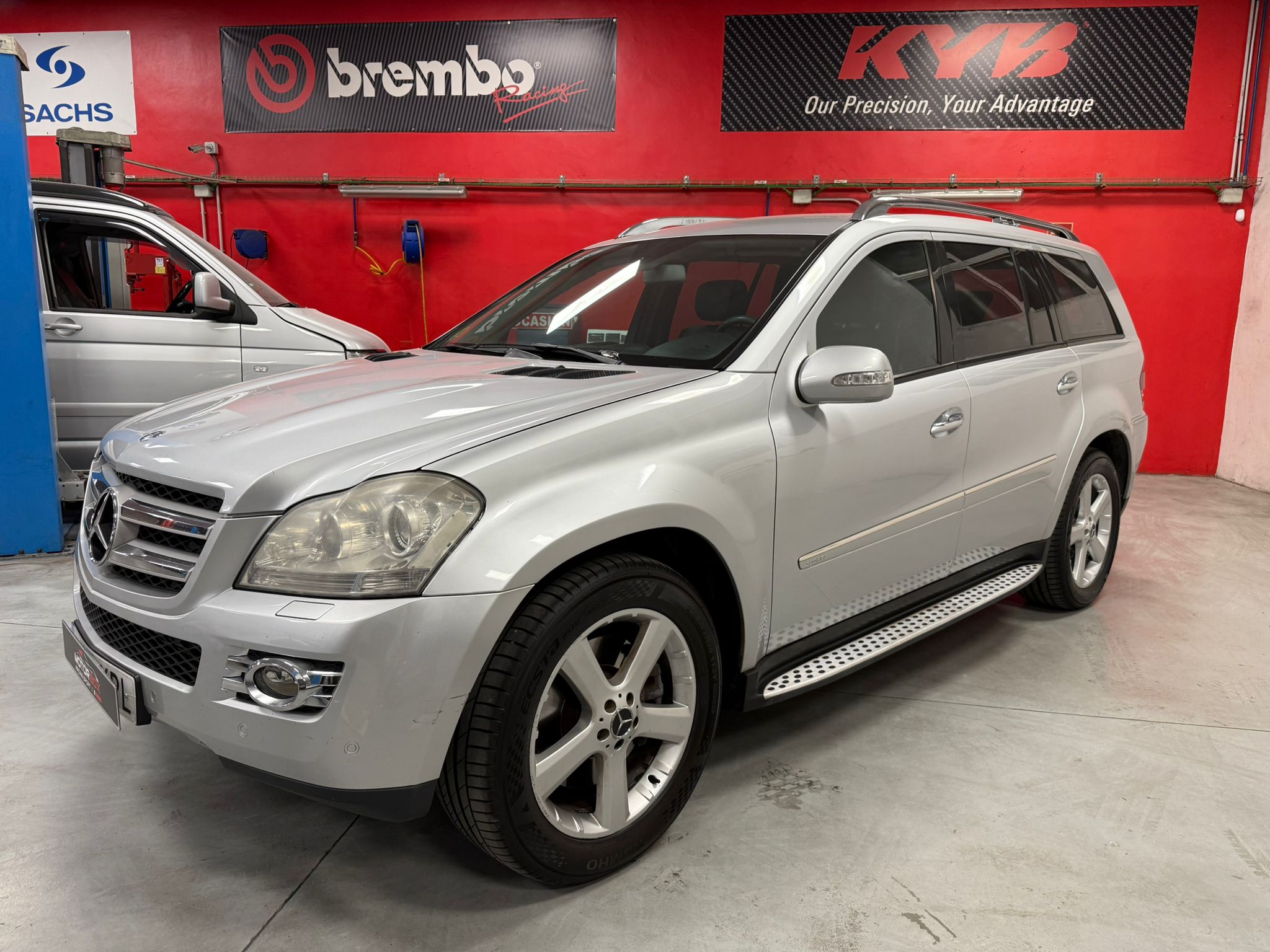 MERCEDES BENZ GL 3.2 CDI